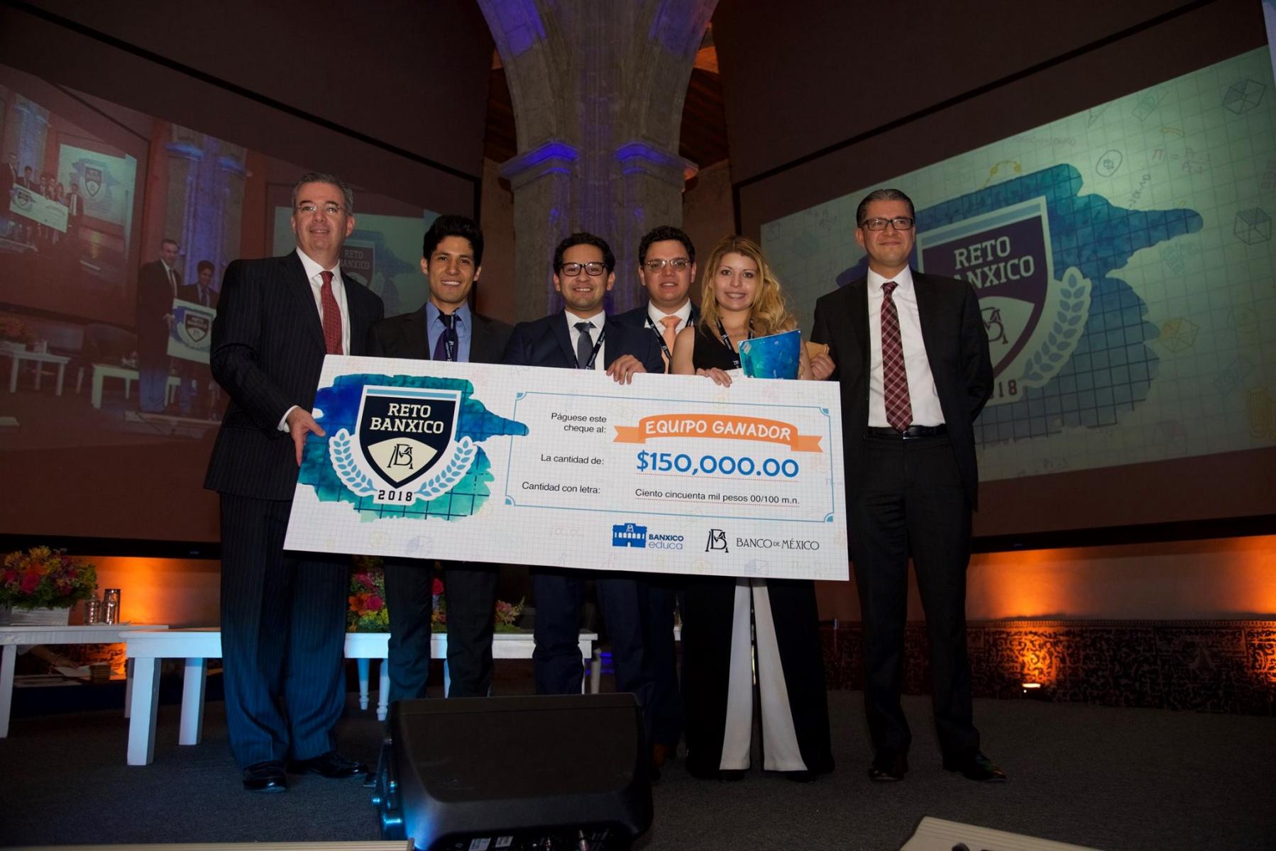Ganadores de Reto Banxico 2018. Foto: Banxico Educa Ganadores de Reto Banxico 2018. Foto: Banxico Educa
