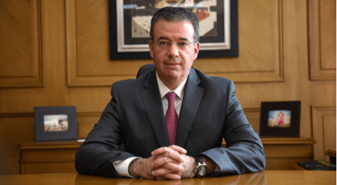 Alejandro Díaz de León nombrado Gobernador del año por el portal Central Banking